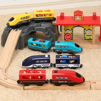 Crianças Trem Elétrico Brinquedos Conjunto de Trem Fundido Slot Brinquedo de Ajuste para o Padrão de Madeira, trilho de Trem Ferroviário