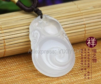 Maravilhoso Chinês Handwork Branco Natural Ágata Jade Esculpida RiYu Amuleto Da Sorte De Bênção Pingente + Corda Colar De Jóias Finas