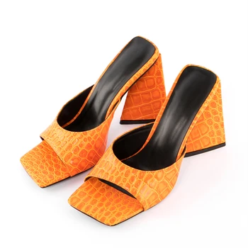 Verão Anti-derrapante Grosso Calcanhar Mulheres Sapatos de pés Quadrados de Crocodilo de Impressão Sandálias Sapatos para Senhoras Deslizamento de Grande Tamanho 47